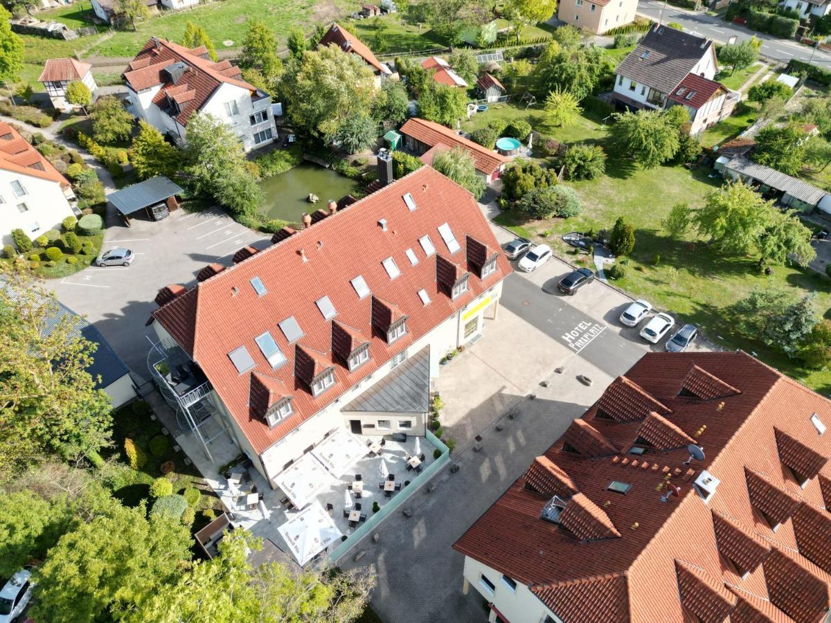 Hotel & Restaurant Zum Hirsch Romhild Exterior photo