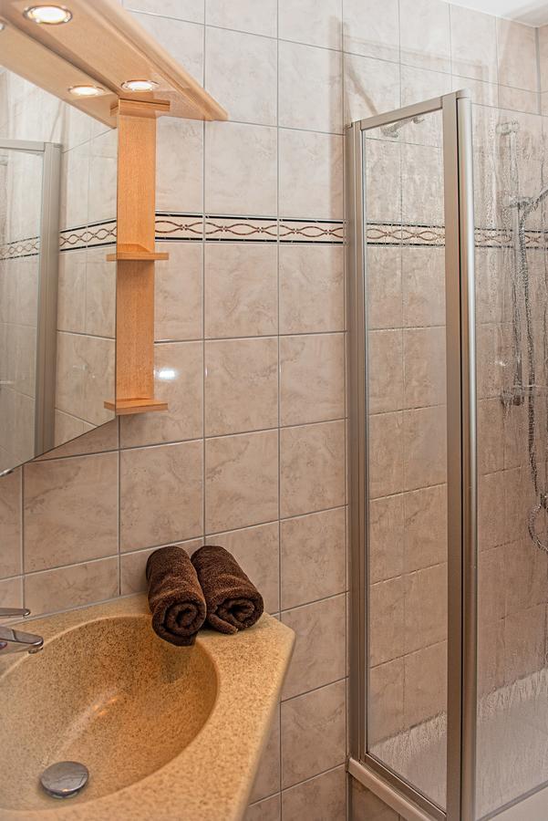 Hotel & Restaurant Zum Hirsch Romhild Room photo